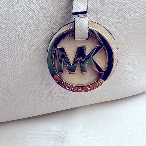 Michael Kors Jet Set Travel Large - Picture 2 of 5